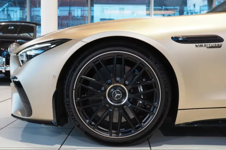 Mercedes-Benz SL 63 AMG (Clasa SL) din 2025 cu 50 km - oferta MER204064 - foto 19