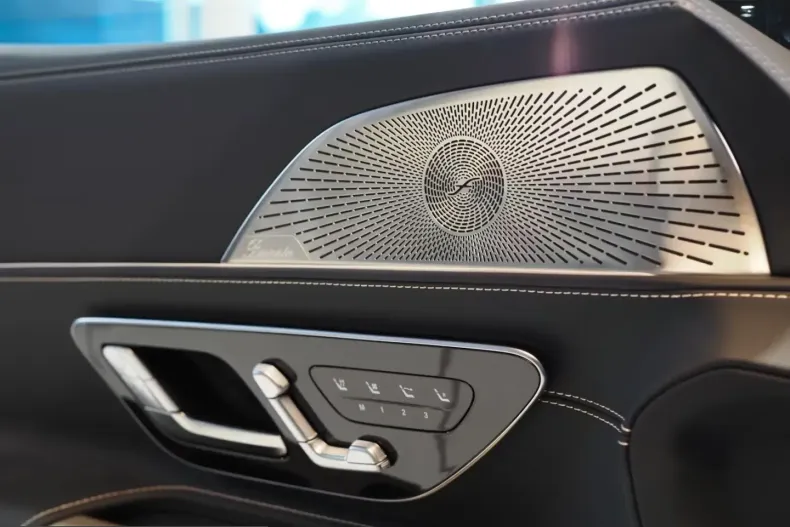 Mercedes-Benz SL 63 AMG (Clasa SL) din 2025 cu 50 km - oferta MER204064 - foto 26