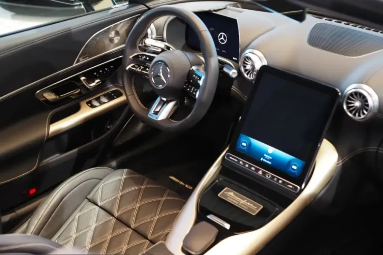 Mercedes-Benz SL 63 AMG (Clasa SL) din 2025 cu 50 km - oferta MER204064 - foto 32