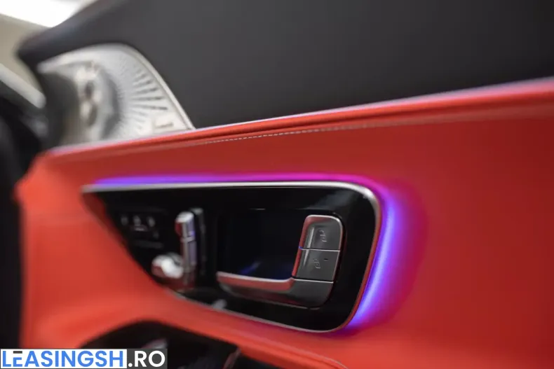 Mercedes-Benz SL 63 AMG (Clasa SL) din 2022 cu 50 km - oferta MER204065 - foto 5