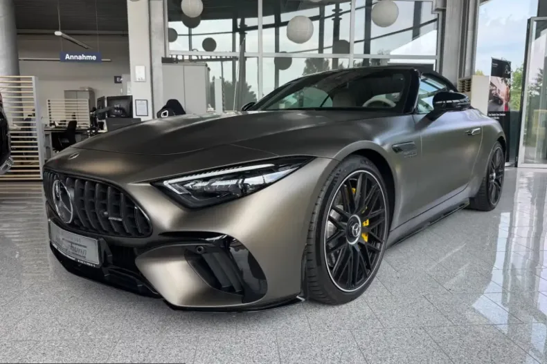 Mercedes-Benz SL 63 AMG (Clasa SL) din 2025 cu 50 km - oferta MER204066 - foto 1