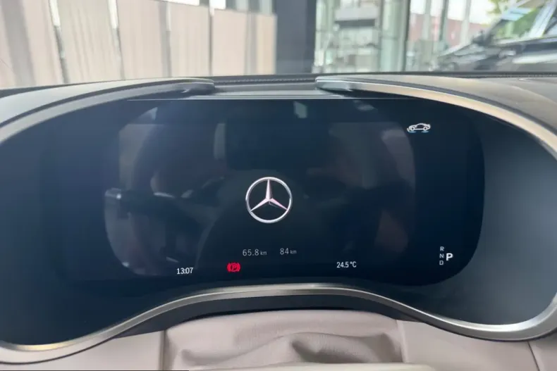 Mercedes-Benz SL 63 AMG (Clasa SL) din 2025 cu 50 km - oferta MER204066 - foto 6