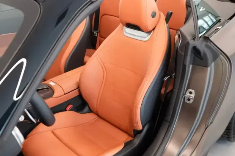 Mercedes-Benz SL 63 AMG (Clasa SL) din 2022 cu 2.300 km - oferta MER204067 - foto 11