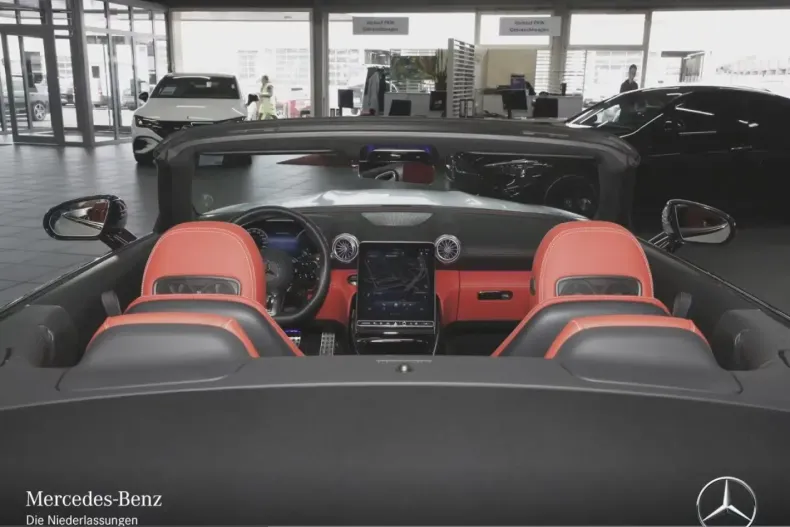 Mercedes-Benz SL 63 AMG (Clasa SL) din 2024 cu 4.200 km - oferta MER204068 - foto 9