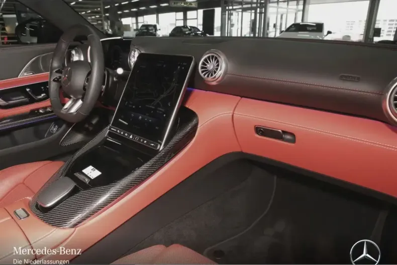 Mercedes-Benz SL 63 AMG (Clasa SL) din 2024 cu 4.200 km - oferta MER204068 - foto 11