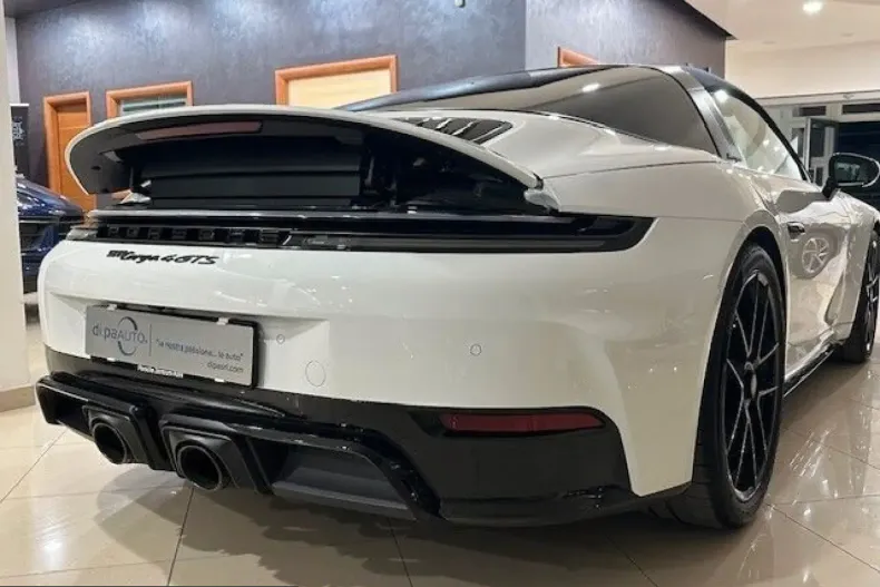 Porsche 911 din 2025 cu 5.391 km - oferta POR204071 - foto 8