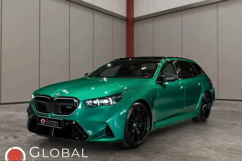 BMW M5 (Seria 5) din 2025 cu 5.150 km - oferta BMW204073 - foto 1