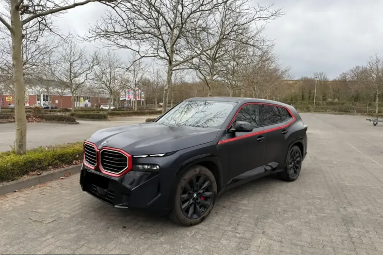 BMW XM (Seria X) din 2024 cu 19.900 km - oferta BMW204084 - foto 1