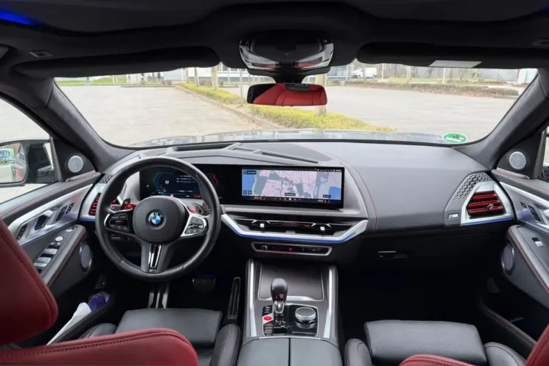 BMW XM (Seria X) din 2024 cu 19.900 km - oferta BMW204084 - foto 3