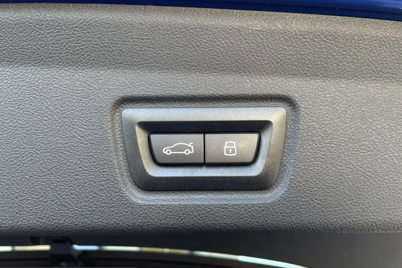 BMW i4 (Seria 4) din 2025 cu 18.818 km - oferta BMW204085 - foto 24