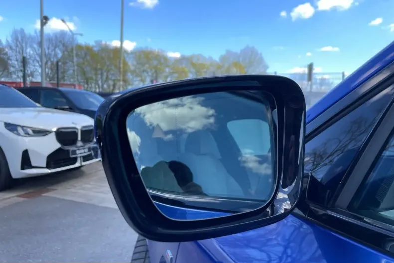 BMW i4 (Seria 4) din 2025 cu 18.818 km - oferta BMW204085 - foto 31