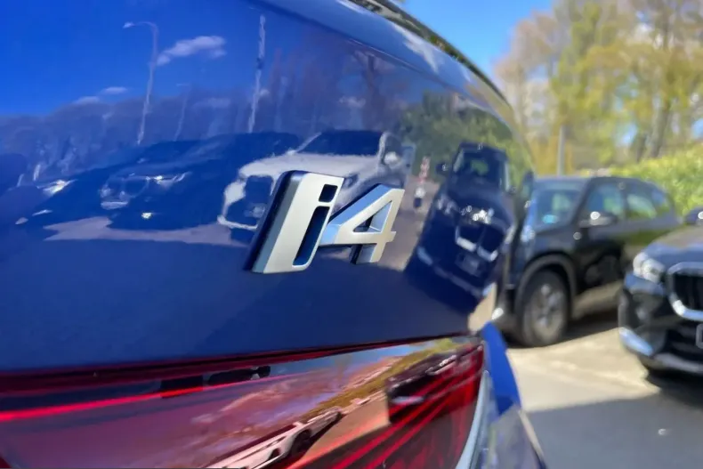 BMW i4 (Seria 4) din 2025 cu 18.818 km - oferta BMW204085 - foto 36
