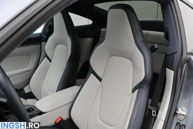 Porsche 992 din 2024 cu 4.416 km - oferta POR204086 - foto 8