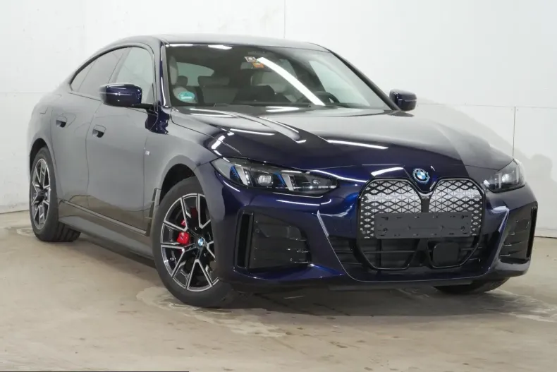 BMW i4 (Seria 4) din 2025 cu 29.758 km - oferta BMW204087 - foto 1