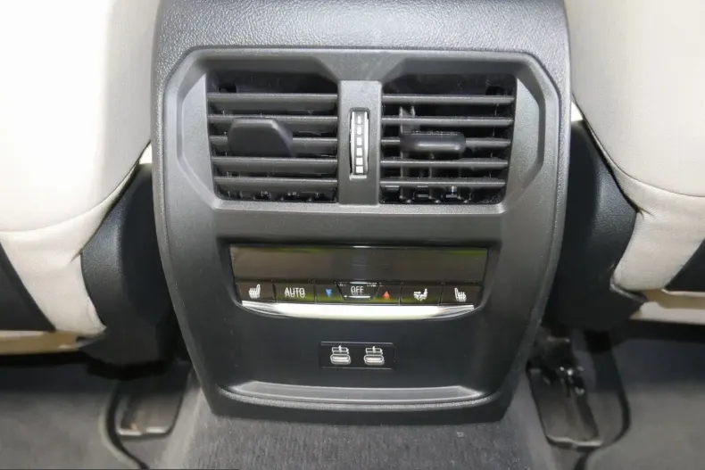 BMW i4 (Seria 4) din 2025 cu 29.758 km - oferta BMW204087 - foto 11