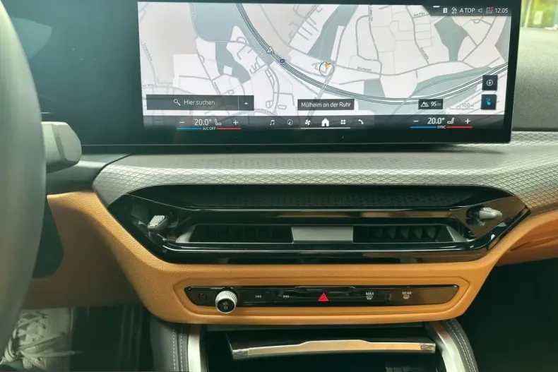 BMW i4 (Seria 4) din 2025 cu 14.638 km - oferta BMW204088 - foto 8