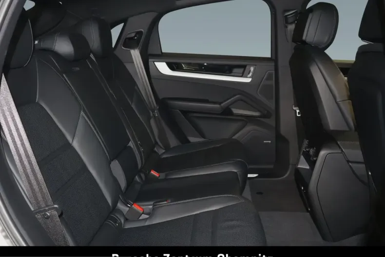 Porsche Cayenne din 2024 cu 16.540 km - oferta POR204089 - foto 8