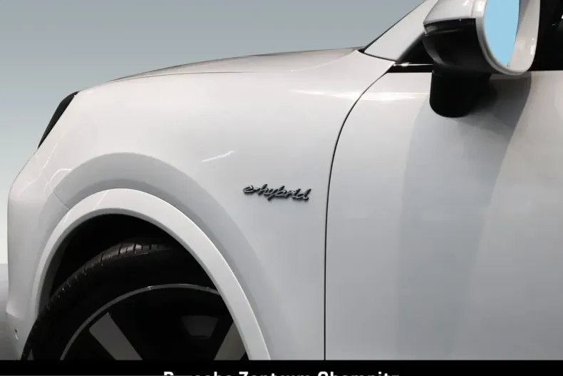 Porsche Cayenne din 2024 cu 16.540 km - oferta POR204089 - foto 27