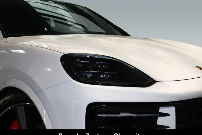 Porsche Cayenne din 2024 cu 16.540 km - oferta POR204089 - foto 36