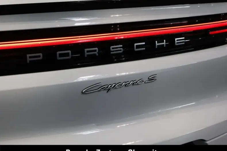 Porsche Cayenne din 2024 cu 16.540 km - oferta POR204089 - foto 37