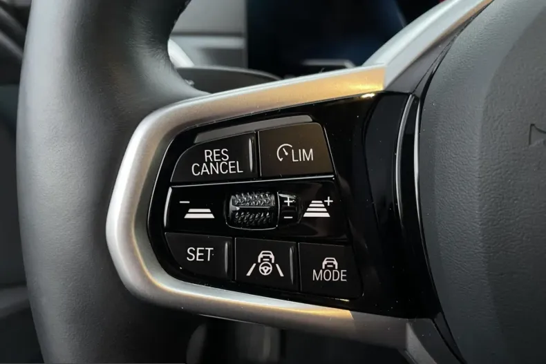 BMW i4 (Seria 4) din 2025 cu 25.641 km - oferta BMW204090 - foto 10