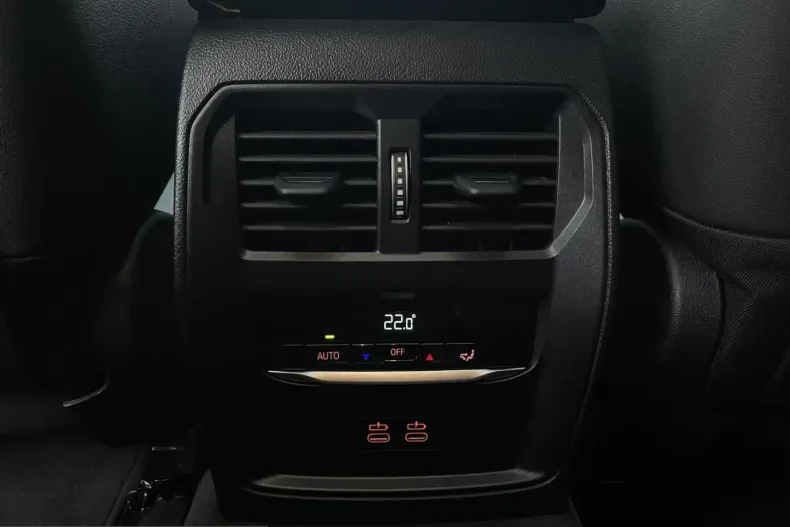 BMW i4 (Seria 4) din 2025 cu 25.641 km - oferta BMW204090 - foto 19