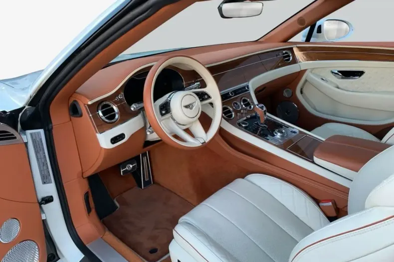 Bentley Continental GT din 2024 cu 10.584 km - oferta BEN204096 - foto 12