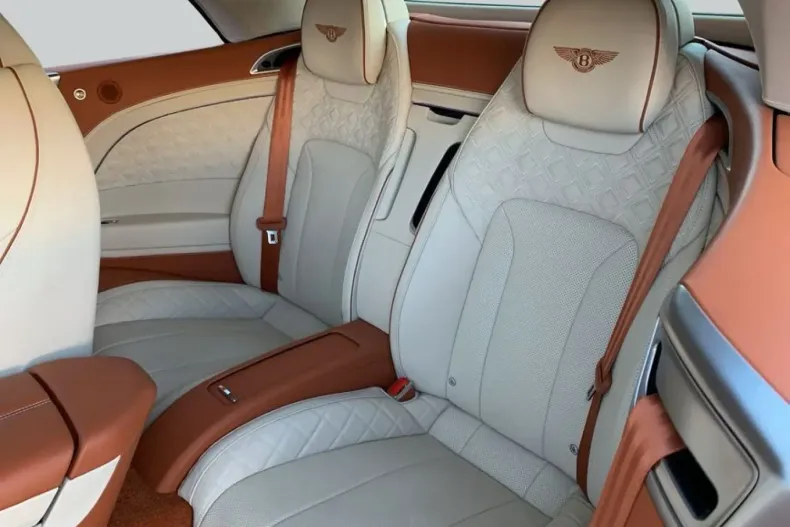 Bentley Continental GT din 2024 cu 10.584 km - oferta BEN204096 - foto 13