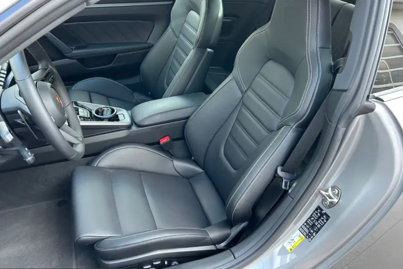 Porsche 992 din 2025 cu 2.400 km - oferta POR204100 - foto 15