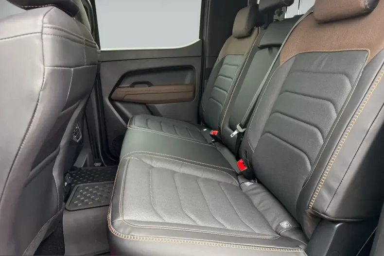 Volkswagen Amarok din 2025 cu 50 km - oferta VOL204106 - foto 19