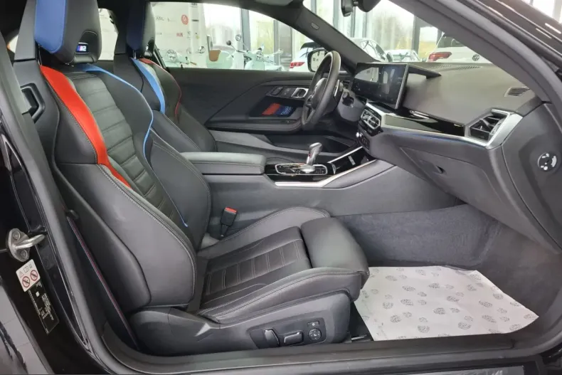 BMW M2 (Seria 2) din 2024 cu 3.900 km - oferta BMW204109 - foto 6