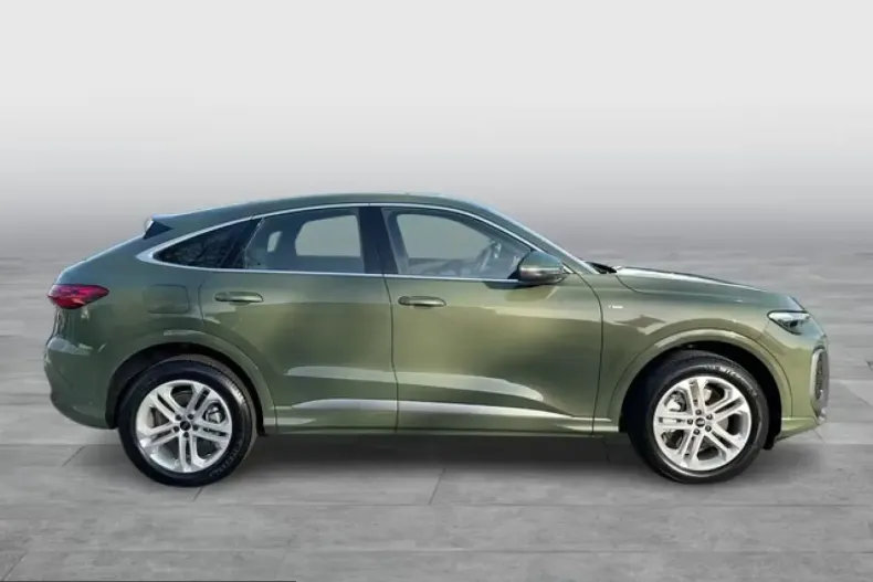 Audi Q5 din 2026 cu 1.500 km - oferta AUD204113 - foto 5