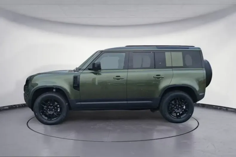 Land Rover Defender din 2026 cu 10 km - oferta LAN204120 - foto 7