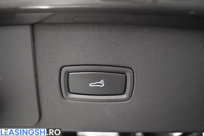 Porsche Cayenne din 2023 cu 63.100 km - oferta POR204123 - foto 4