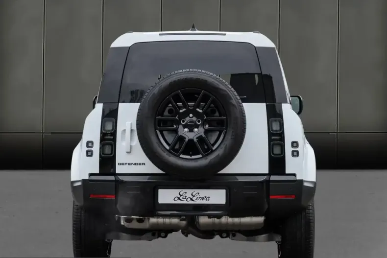 Land Rover Defender din 2026 cu 3.000 km - oferta LAN204125 - foto 3