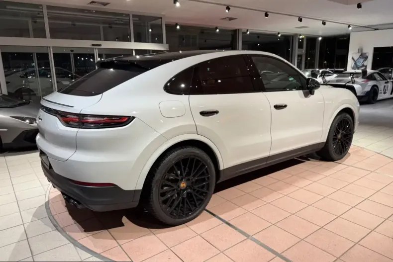 Porsche Cayenne din 2022 cu 51.321 km - oferta POR204128 - foto 10