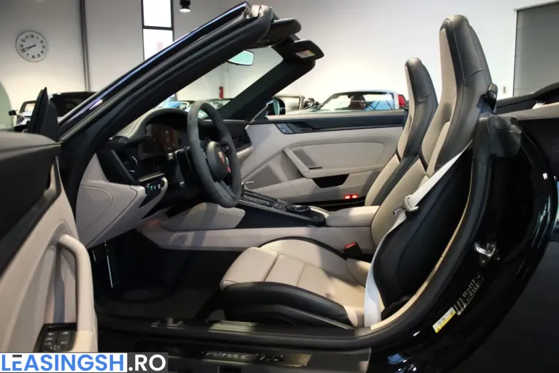 Porsche 992 din 2025 cu 3.900 km - oferta POR204133 - foto 18