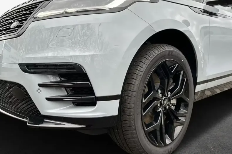 Land Rover Range Rover Velar din 2024 cu 3.800 km - oferta LAN204137 - foto 6