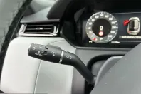 Land Rover Range Rover Velar din 2024 cu 3.800 km - oferta LAN204137 - foto 10