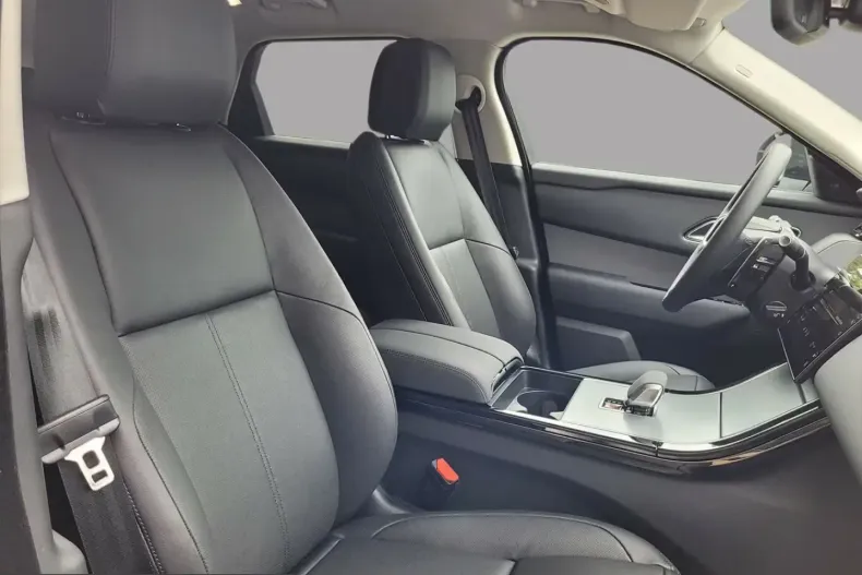 Land Rover Range Rover Velar din 2024 cu 4.385 km - oferta LAN204138 - foto 8