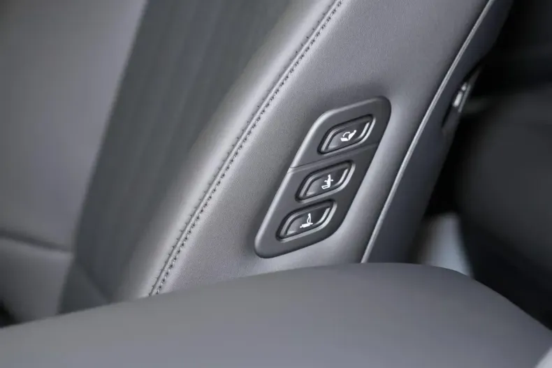 Hyundai IONIQ 9 din 2026 cu 10 km - oferta HYU204140 - foto 17