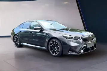 BMW M5 din 2025 - oferta BMW204141