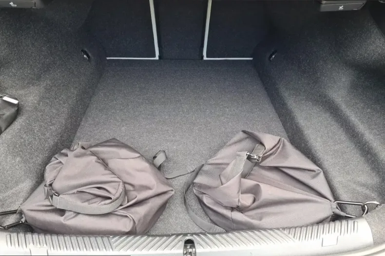 BMW M5 (Seria 5) din 2025 cu 4.162 km - oferta BMW204141 - foto 8