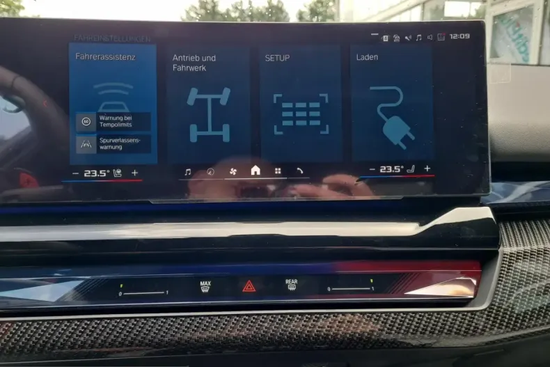 BMW M5 (Seria 5) din 2025 cu 4.162 km - oferta BMW204141 - foto 23