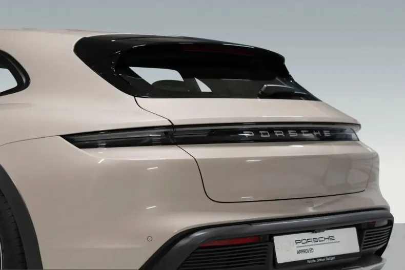 Porsche Taycan din 2023 cu 63.300 km - oferta POR204142 - foto 11