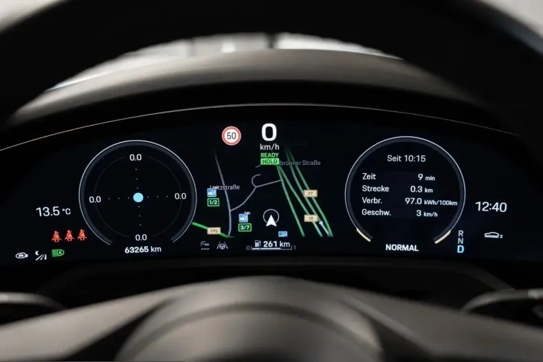 Porsche Taycan din 2023 cu 63.300 km - oferta POR204142 - foto 25