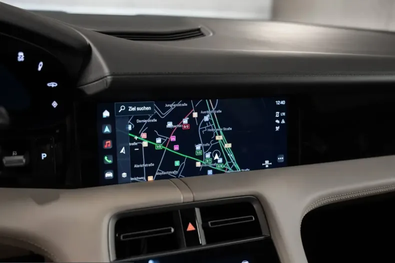 Porsche Taycan din 2023 cu 63.300 km - oferta POR204142 - foto 26