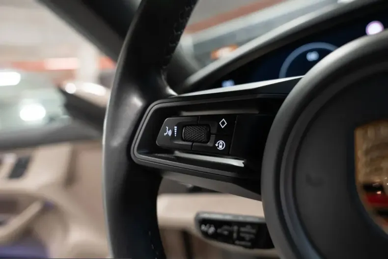 Porsche Taycan din 2023 cu 63.300 km - oferta POR204142 - foto 29