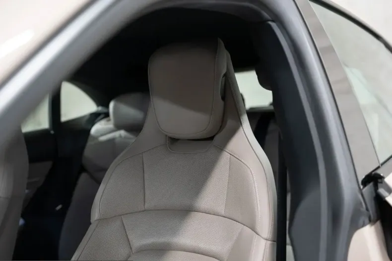 Porsche Taycan din 2023 cu 63.300 km - oferta POR204142 - foto 35