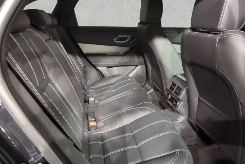 Land Rover Range Rover Velar din 2023 cu 3.000 km - oferta LAN204143 - foto 10